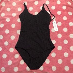 Issa de’ Mar one piece